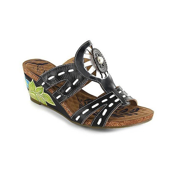 Corkys Shoes - Elite by Corkys Scilly Leather Embellished Wedge Sandals Black Size 8 H14743